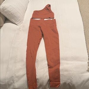 Set active ribbed set